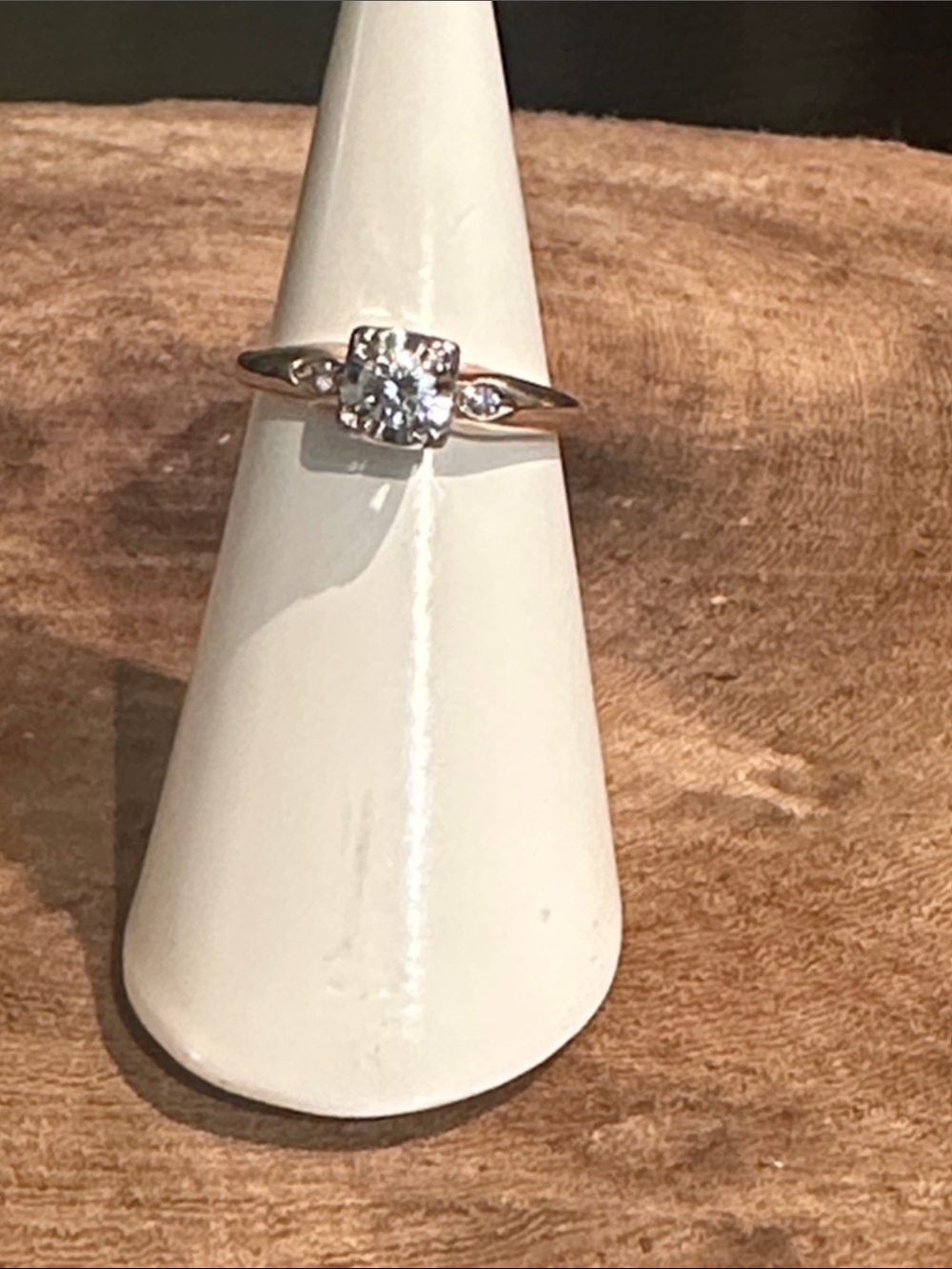14 karat gold size 6 diamond wedding ring